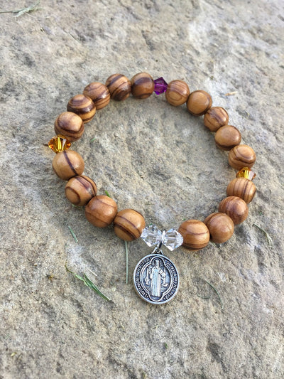 Gelang Kayu Saint Benedict Kristal Bening Swarovski 8250862