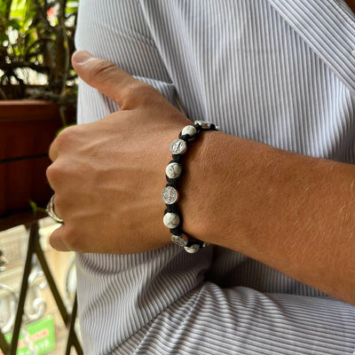 Gelang ikon St. Benedict dengan tenunan tangan pirus putih 8mm ukuran tangan yang dapat disesuaikan berwarna hitam