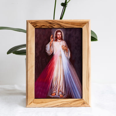 Table vertical photo frame, Imported olive wood, Sacred Heart of Jesus