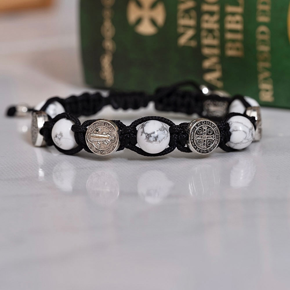 Gelang ikon St. Benedict dengan tenunan tangan pirus putih 8mm ukuran tangan yang dapat disesuaikan berwarna hitam